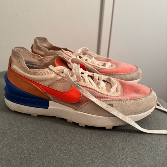 Nike Waffle One sneakers in pearl white/multi - Picture 3 of 9